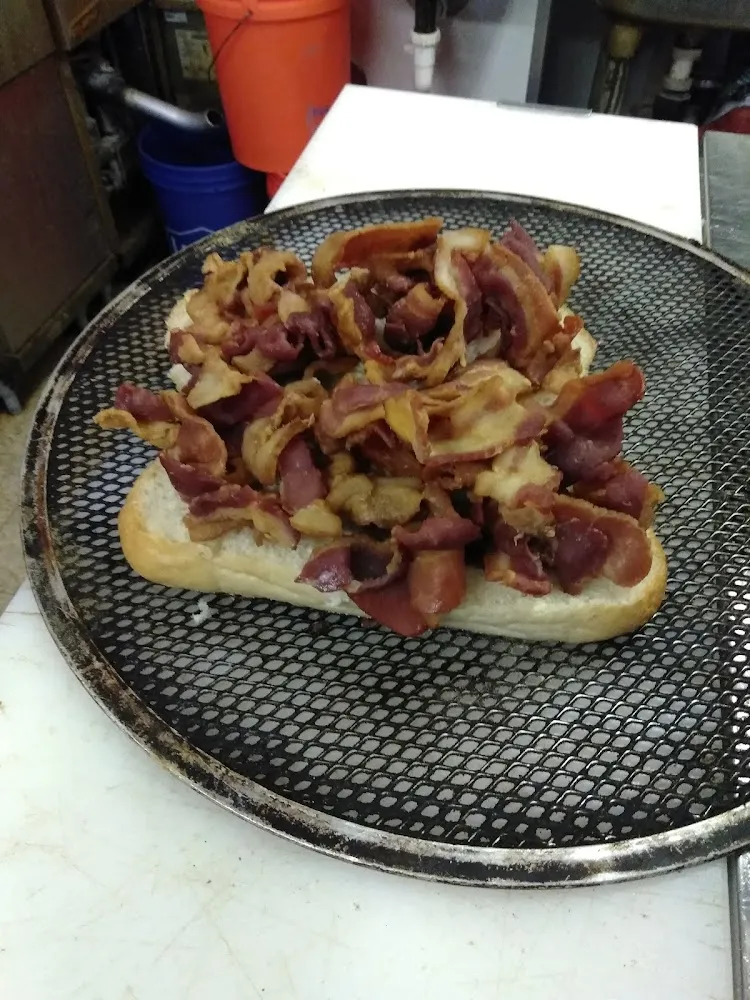 1pound Boonda's blt